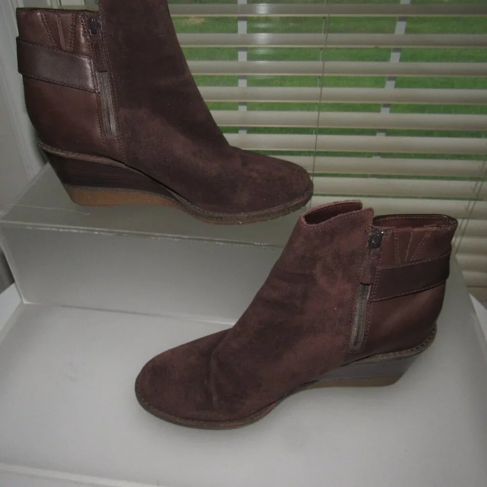 Cole Haan NikeAir Suede & Leather Wedge Booties – US 9.5 B | Sport Chic Casual